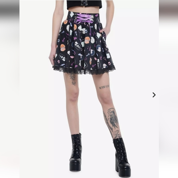 Universal Monsters Chibi Lace-Up Skirt - Picture 2 of 4